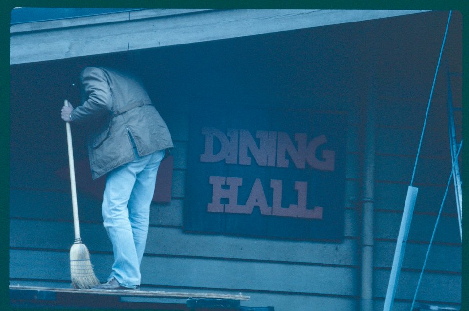 dining hall outside cleaning